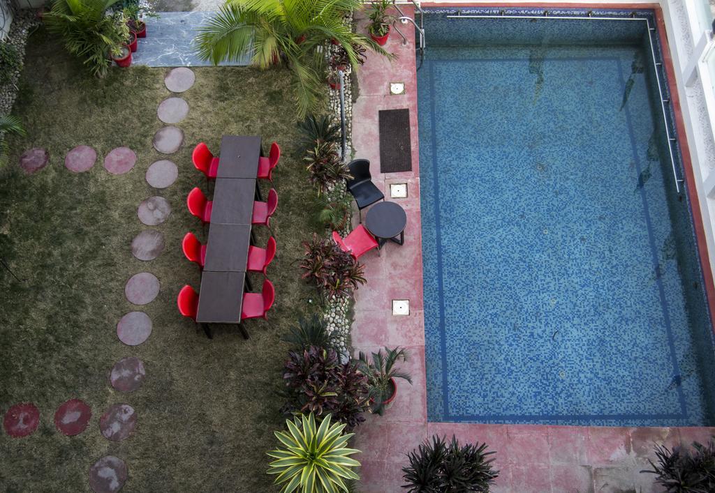 Rishikesh Inn By One Hotels Ришикеш Экстерьер фото