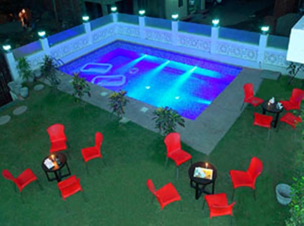 Rishikesh Inn By One Hotels Ришикеш Экстерьер фото